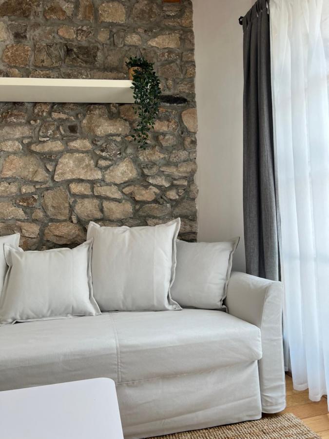 Guesthouse 45 Dutovlje Екстериор снимка